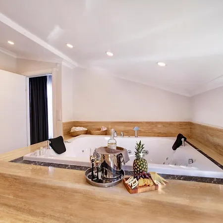 Etiz & Residences ホテル *