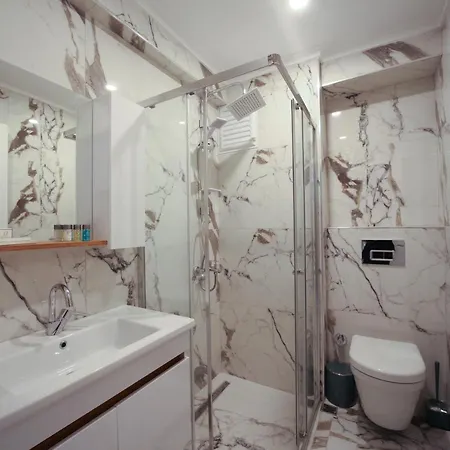 Etiz & Residences Hotel *