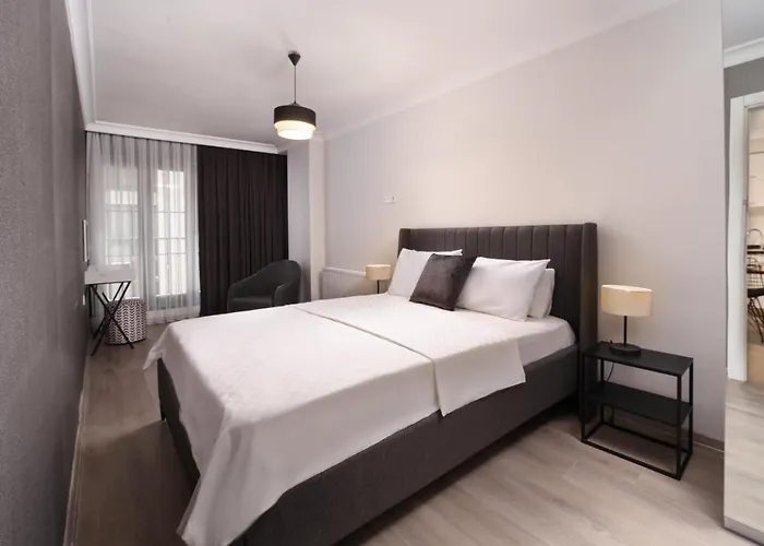 Etiz & Residences 3*