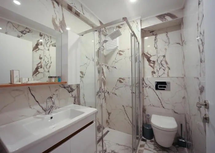 Etiz & Residences Hotel 3*