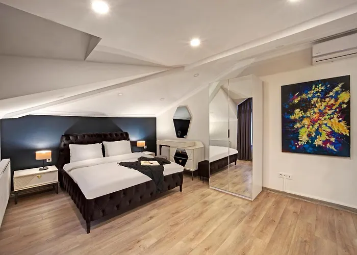 Etiz & Residences Hotel 3*