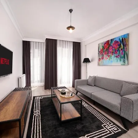 Hotell Etiz & Residences *