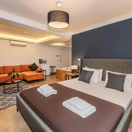 Etiz & Residences Hotel 3*