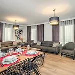 Hotel Etiz & Residences