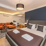 Etiz & Residences Hotel 3*