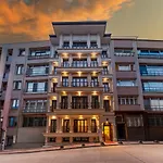 Etiz & Residences Hotel